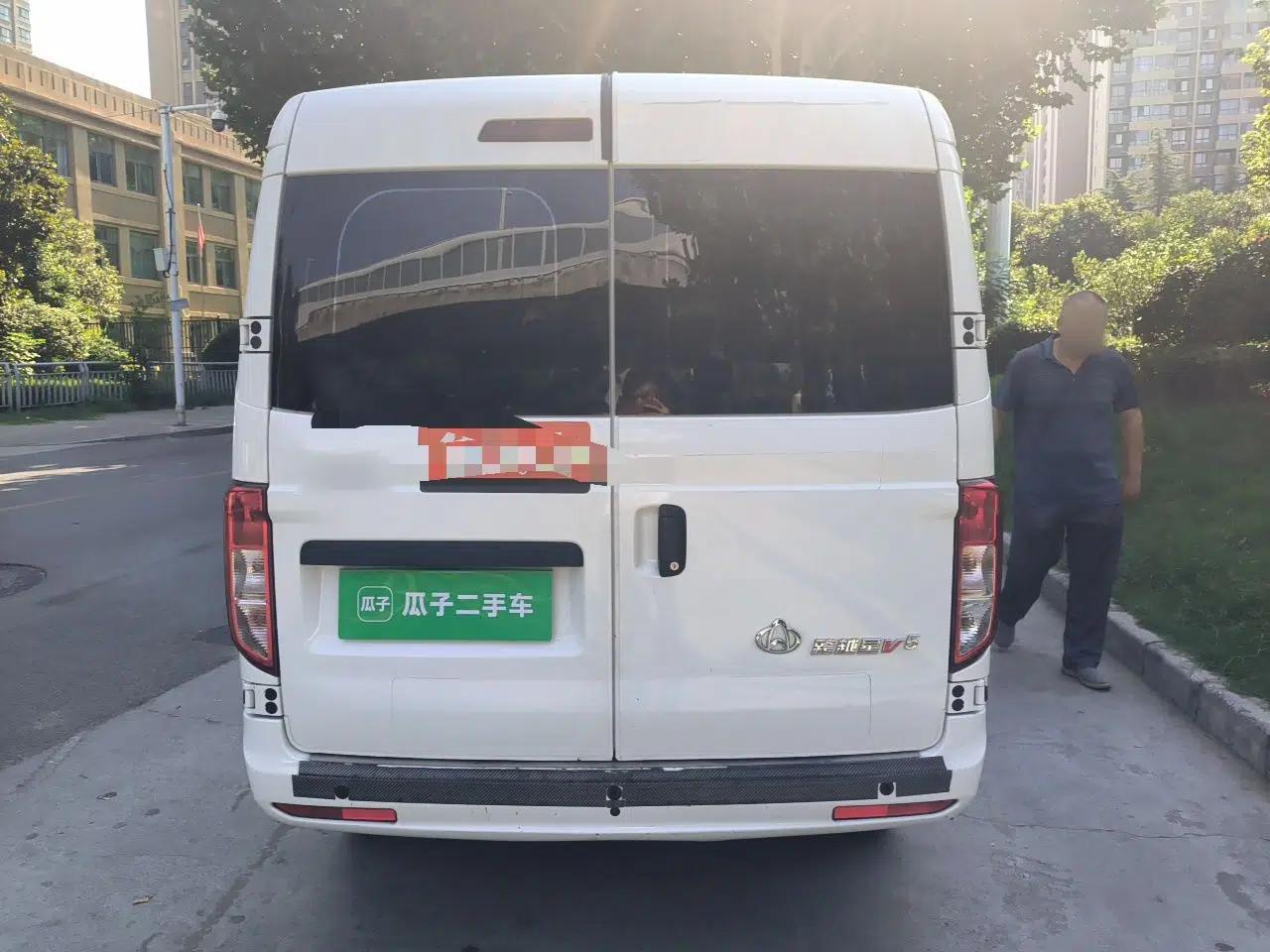 CHANGAN KUAYUE Xing V5 2026 Model 1.6L Comfortable 6-Seater Passenger Vehicle — миниатюра 5
