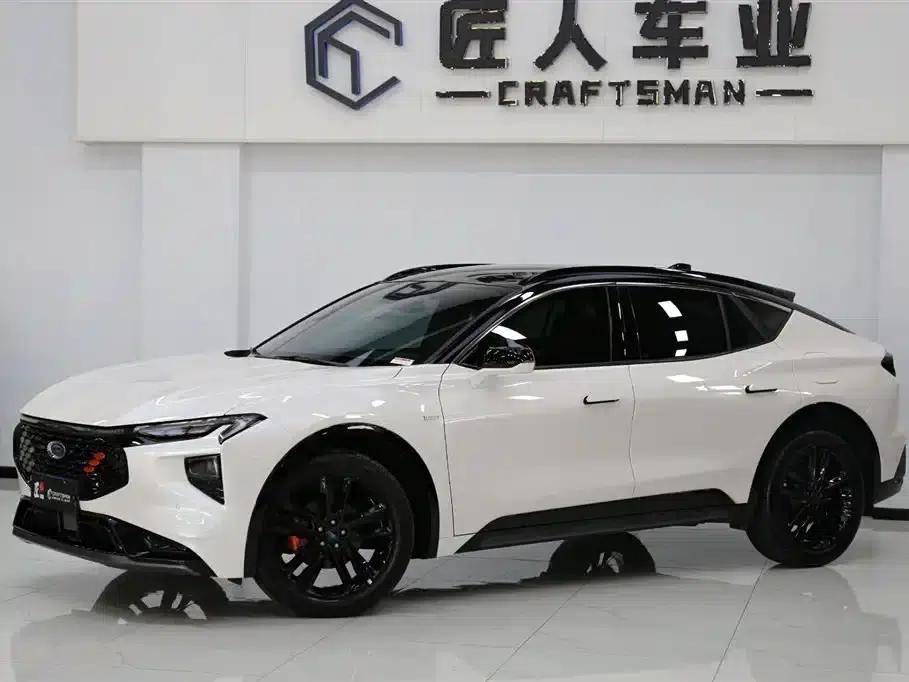 EVOS 2022 EcoBoost 245 First Edition — миниатюра 3
