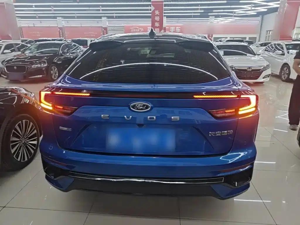 EVOS 2022 EcoBoost 245 ST-Line — миниатюра 4