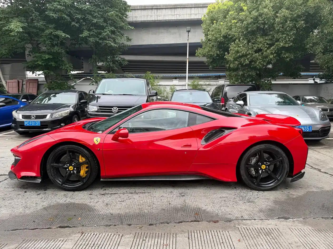 2015 Ferrari 488 GTB — миниатюра 5