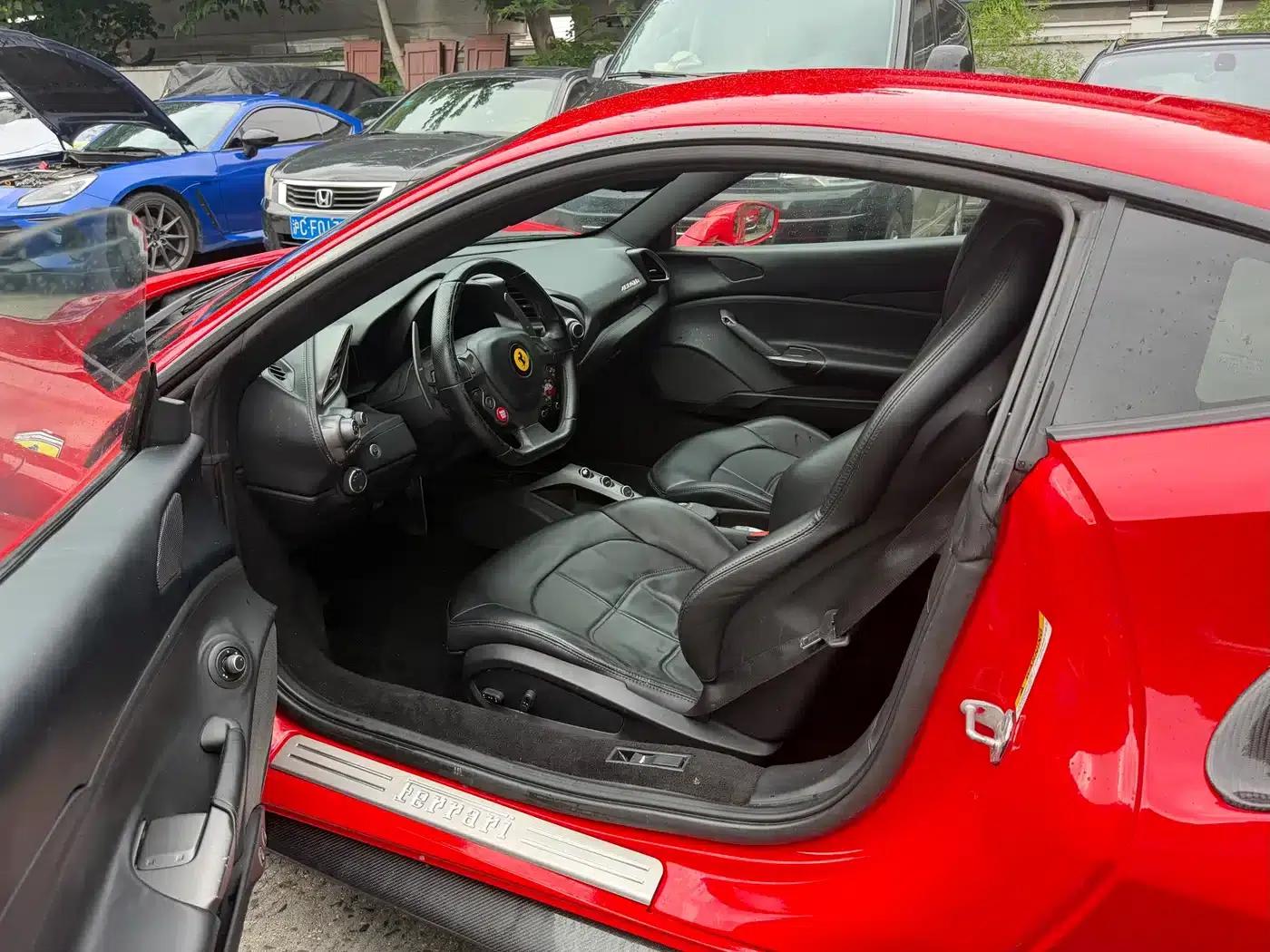 2015 Ferrari 488 GTB — миниатюра 6