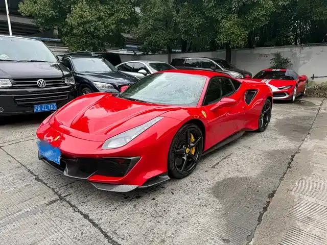 2015 Ferrari 488 GTB