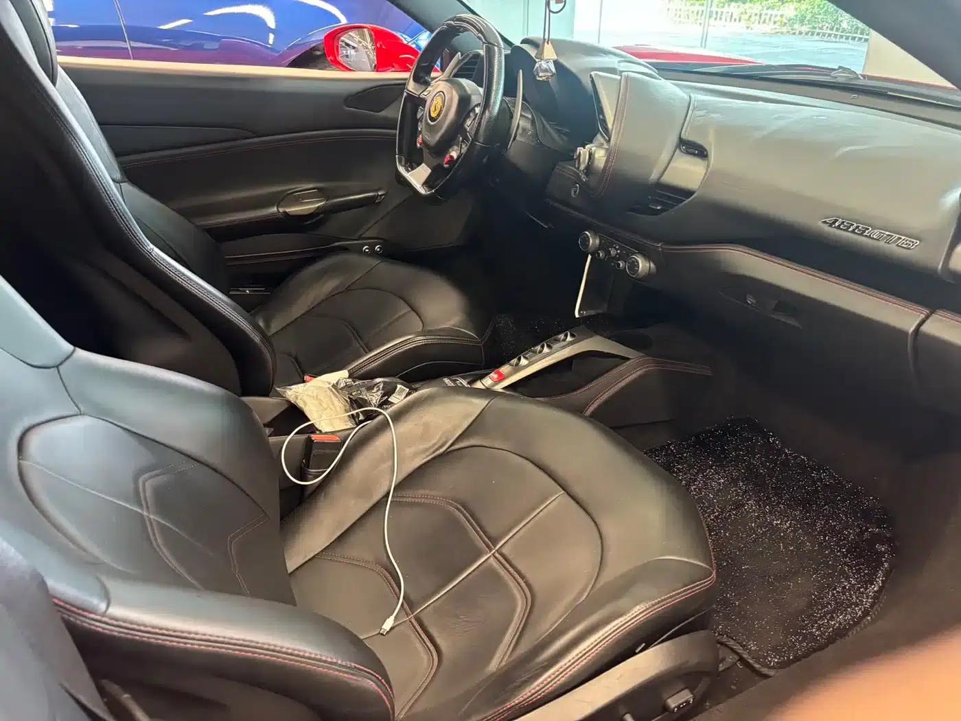 2015 Ferrari 488 GTB — миниатюра 5