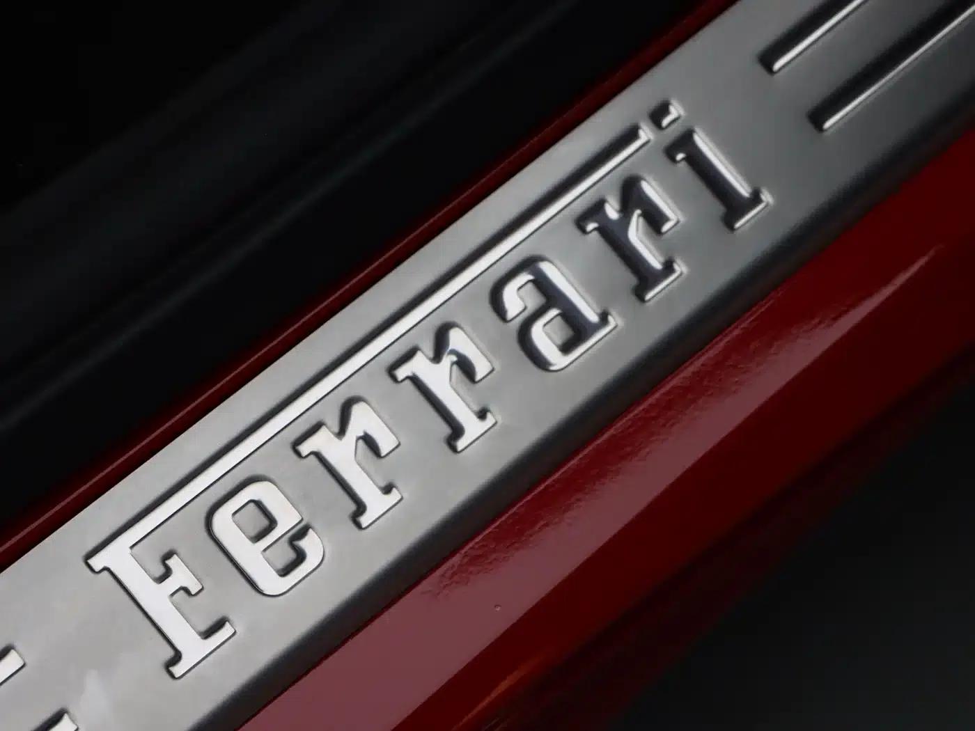 2015 Ferrari 488 GTB — миниатюра 24