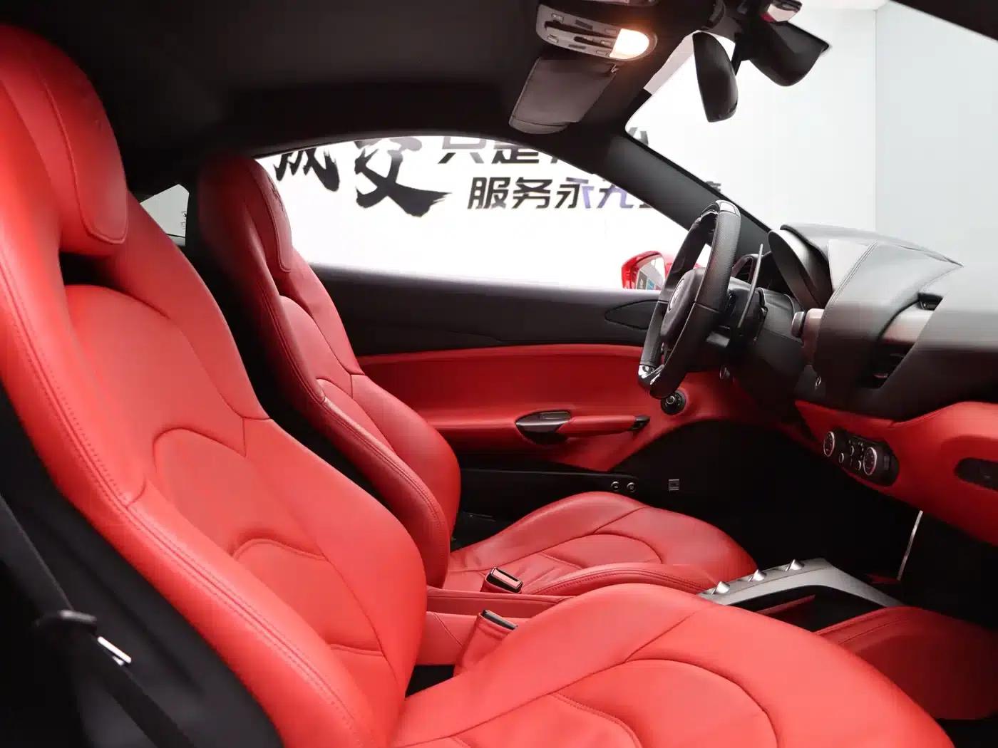 2015 Ferrari 488 GTB — миниатюра 26
