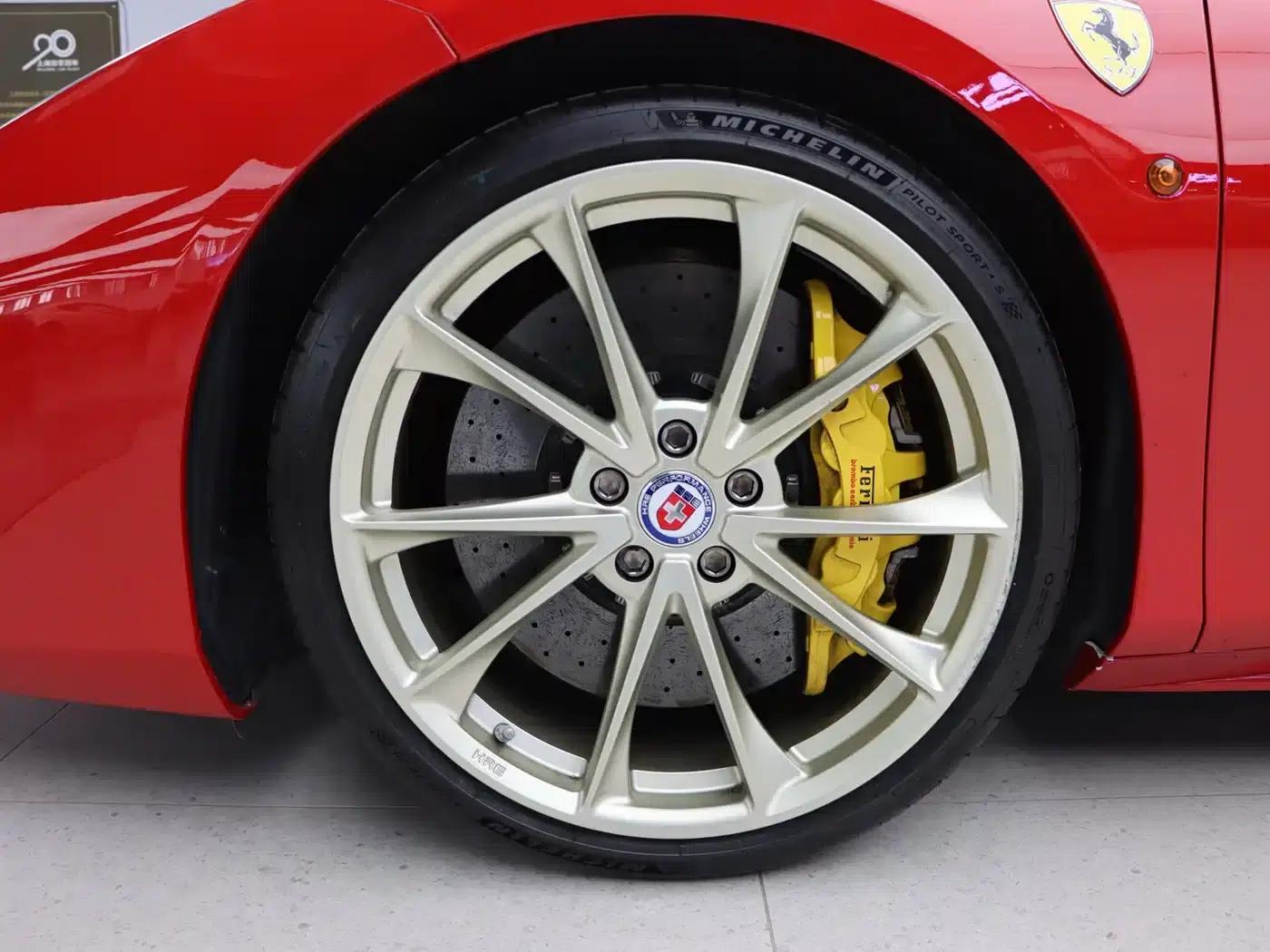 2015 Ferrari 488 GTB — миниатюра 10