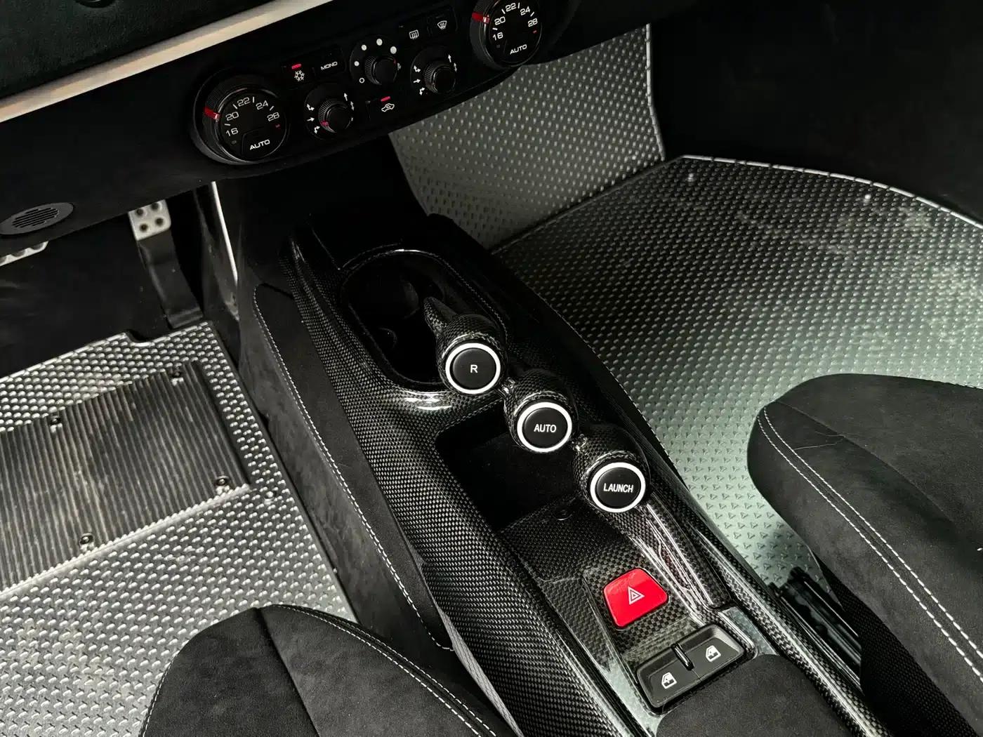 2015 Ferrari 488 GTB — миниатюра 14
