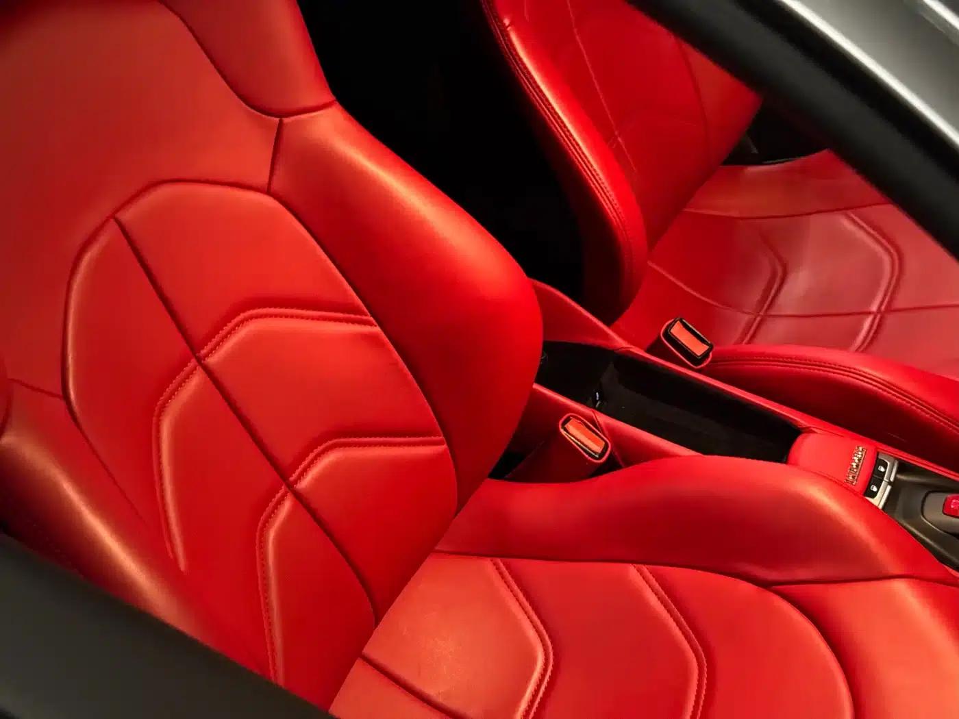 2015 Ferrari 488 GTB — миниатюра 12