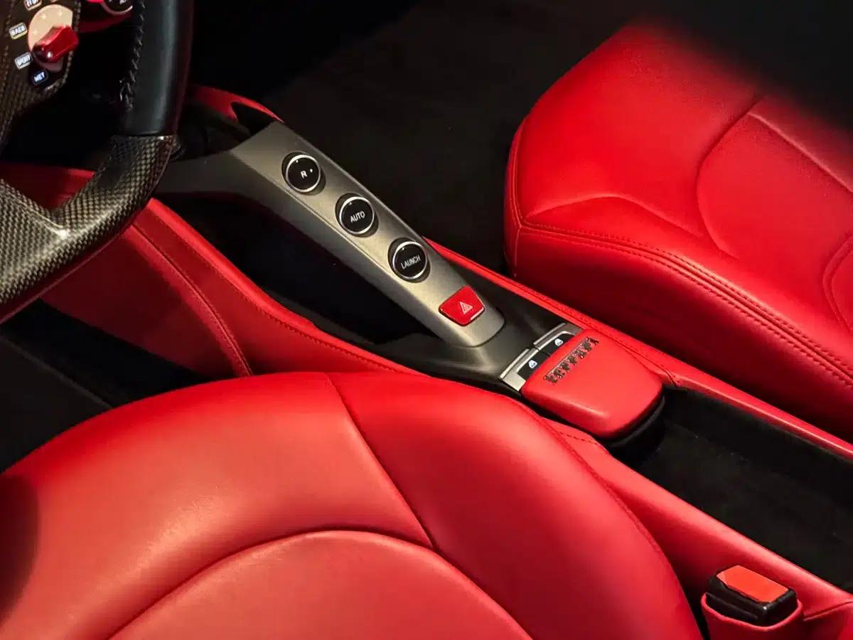 2015 Ferrari 488 GTB — миниатюра 16