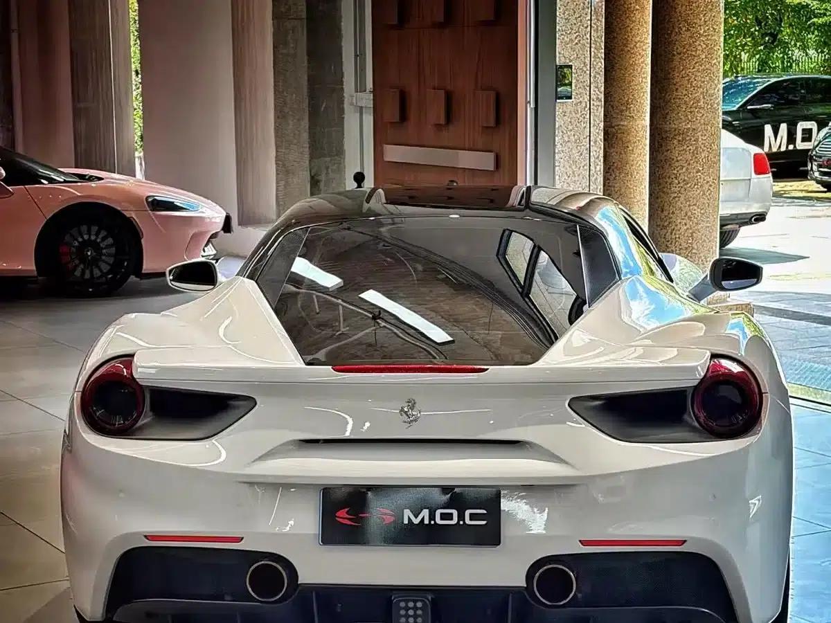 2015 Ferrari 488 GTB — миниатюра 3