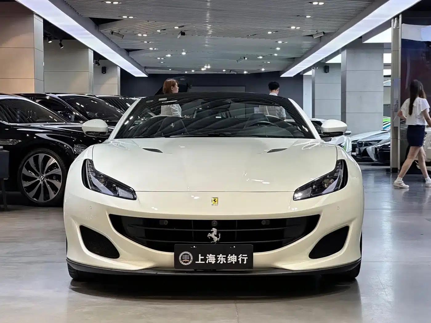 2018 Portofino 3.9T — миниатюра 2