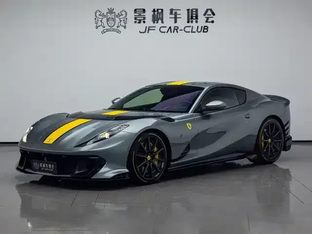 Ferrari 812 2021 6.5L Competizione