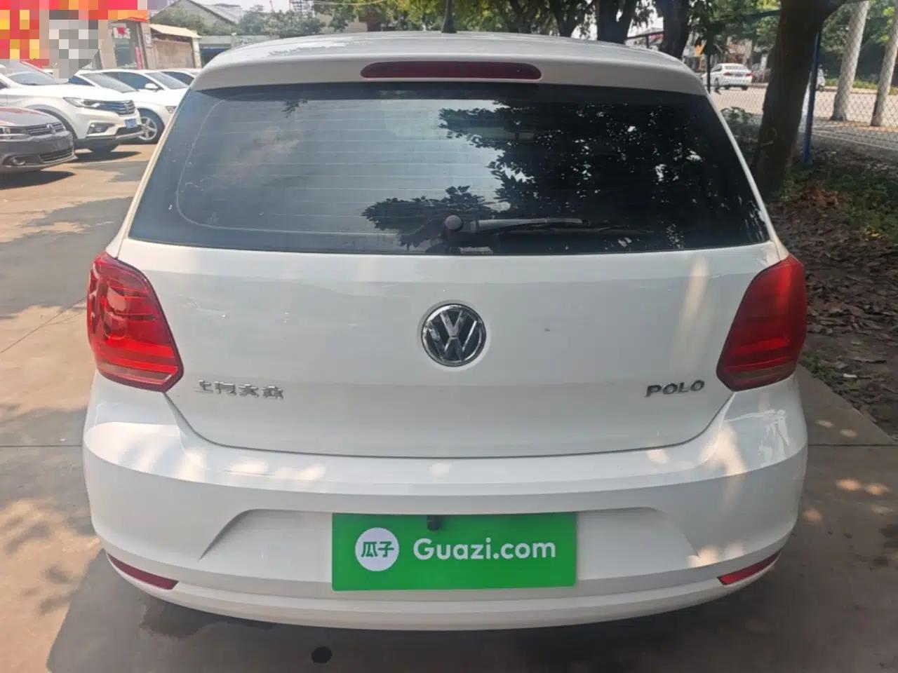 Volkswagen Polo 2016 1.4L Manual Fashion Model — миниатюра 5