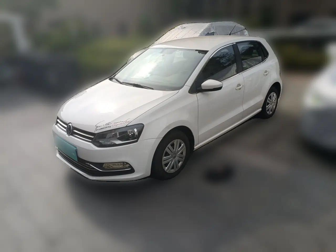 Volkswagen Polo 2014 1.4L Manual Fashion Edition — миниатюра 1