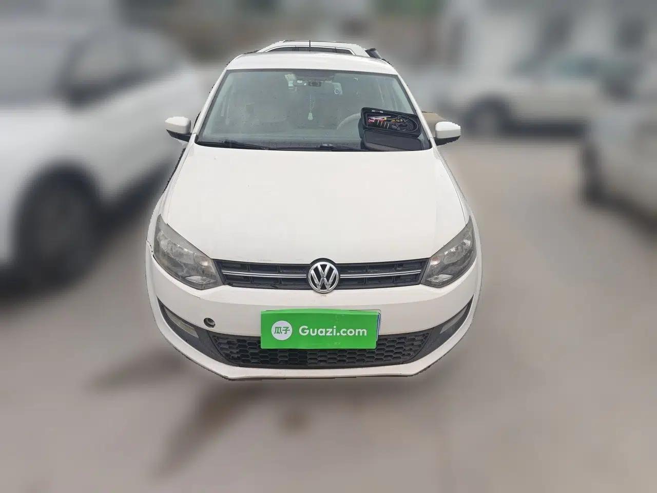Volkswagen Polo 2013 1.6L Automatic Comfort Edition — миниатюра 2