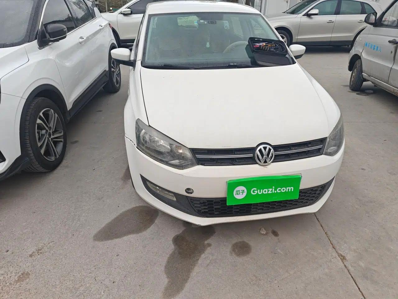 Volkswagen Polo 2013 1.6L Automatic Comfort Edition — миниатюра 7