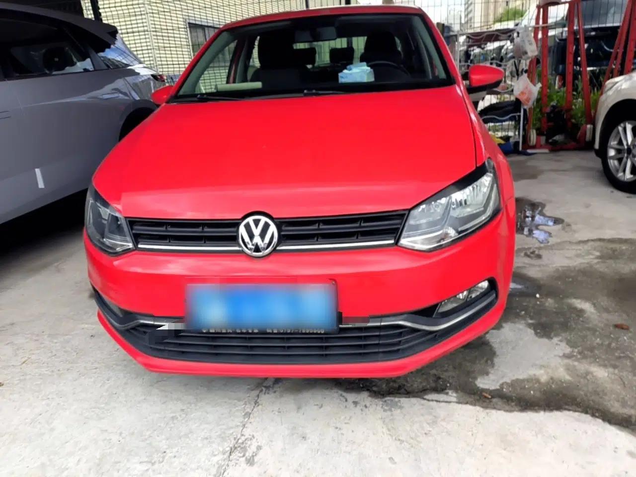 Volkswagen Polo 2016 1.6L Automatic Comfort Model — миниатюра 2