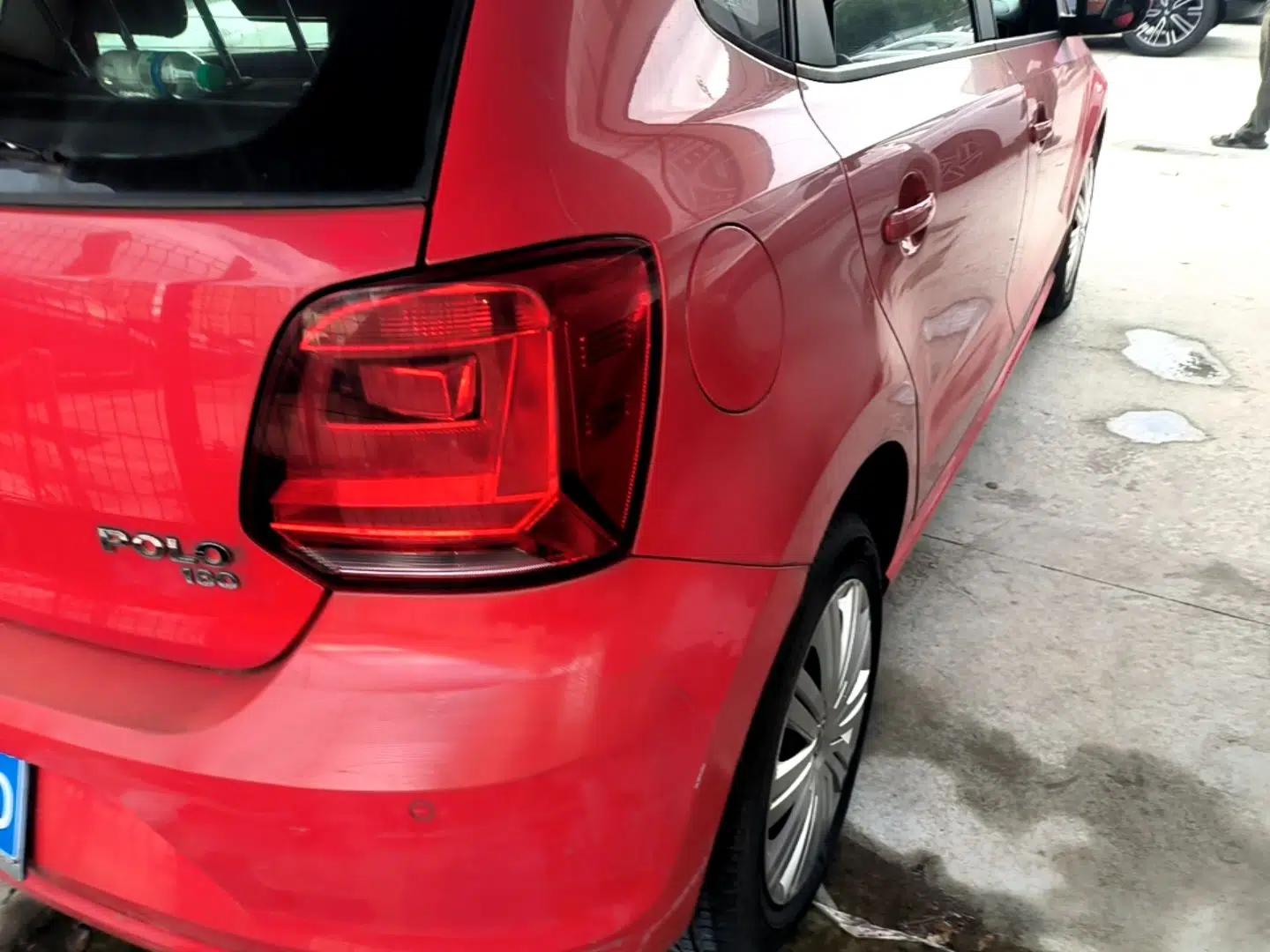 Volkswagen Polo 2016 1.6L Automatic Comfort Model — миниатюра 9