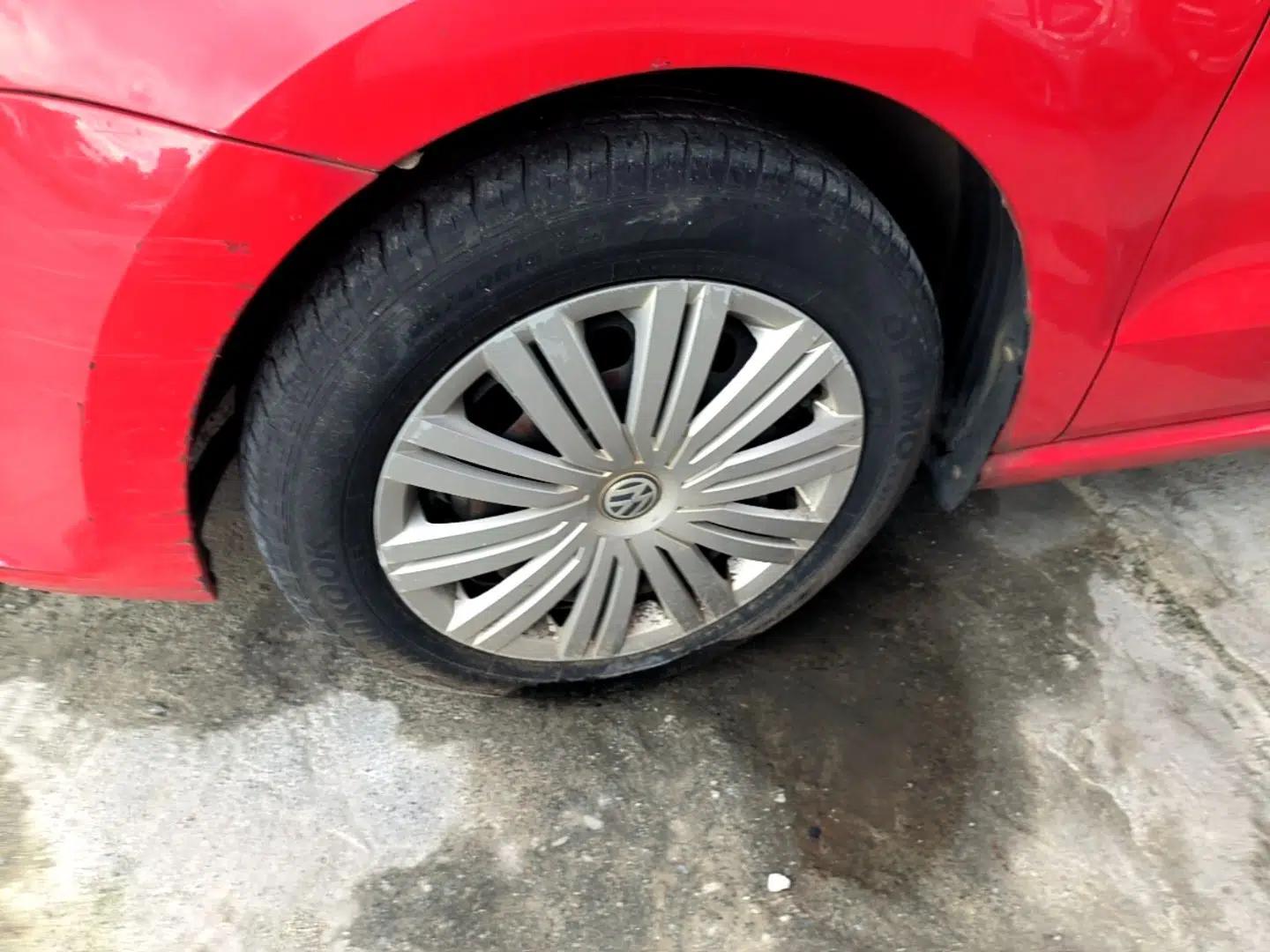 Volkswagen Polo 2016 1.6L Automatic Comfort Model — миниатюра 10