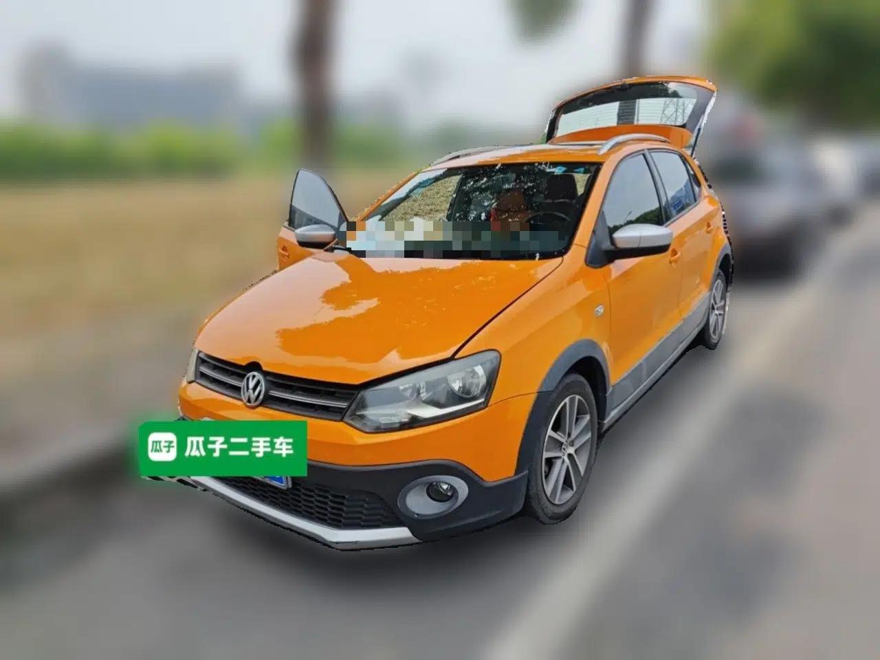 Volkswagen Polo 2012 1.6L Cross Polo Automatic Transmission — миниатюра 1