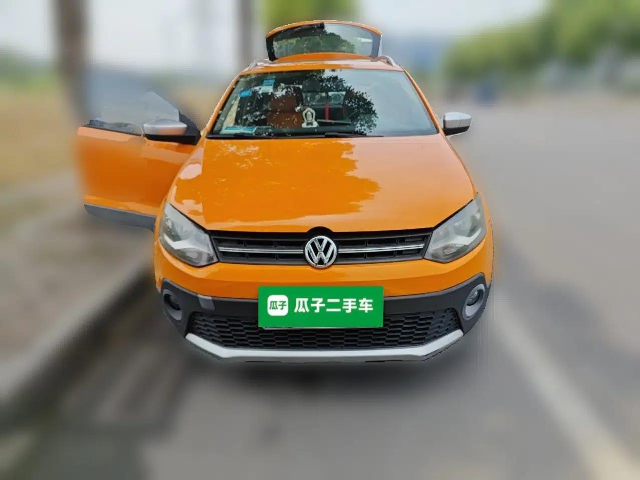 Volkswagen Polo 2012 1.6L Cross Polo Automatic Transmission — миниатюра 2