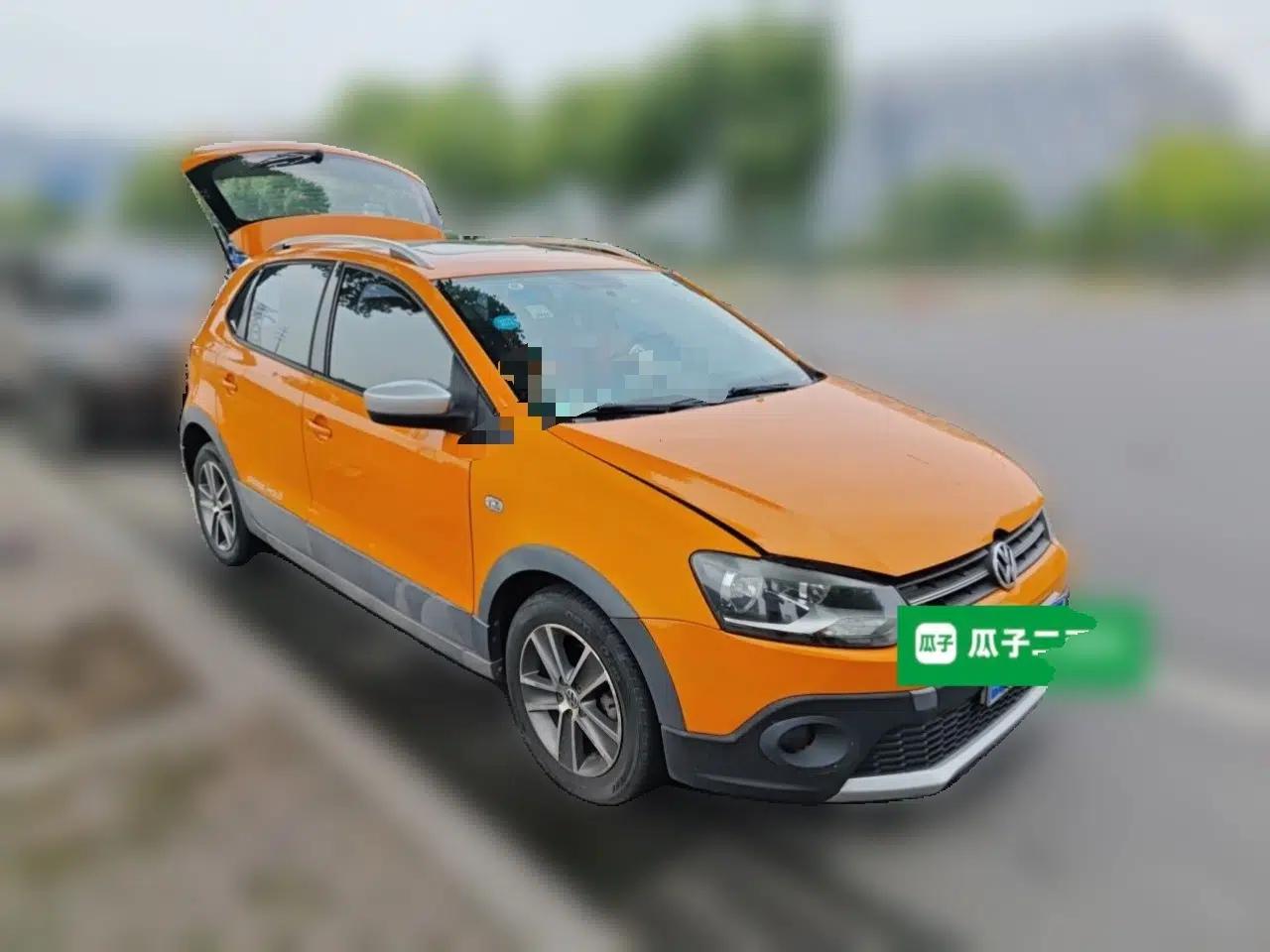 Volkswagen Polo 2012 1.6L Cross Polo Automatic Transmission — миниатюра 3