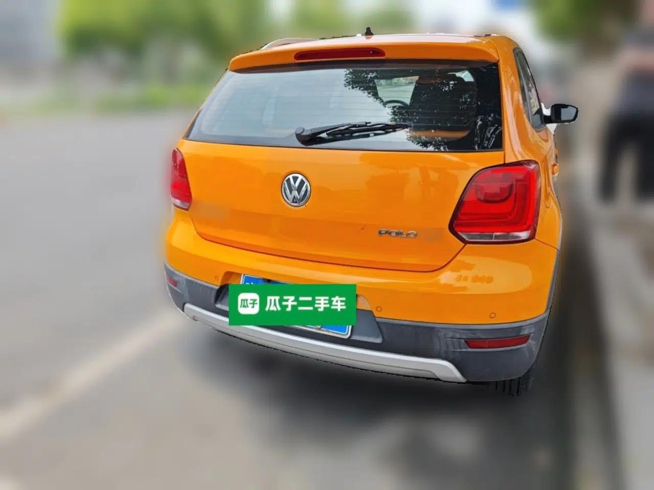 Volkswagen Polo 2012 1.6L Cross Polo Automatic Transmission — миниатюра 5
