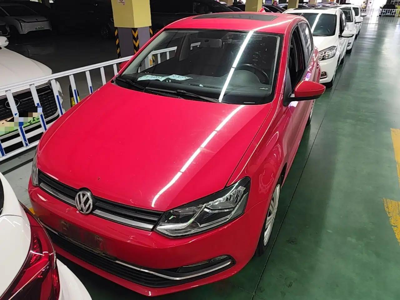 Volkswagen Polo 2016 1.6L Automatic Comfort Model — миниатюра 2