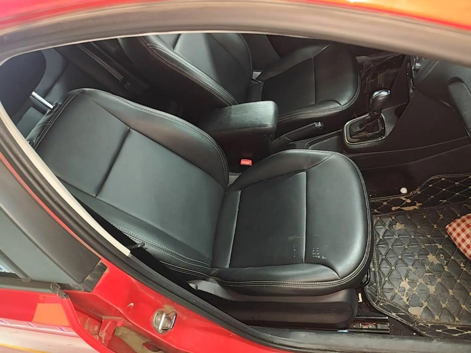 Volkswagen Polo 2016 1.6L Automatic Comfort Model — миниатюра 19