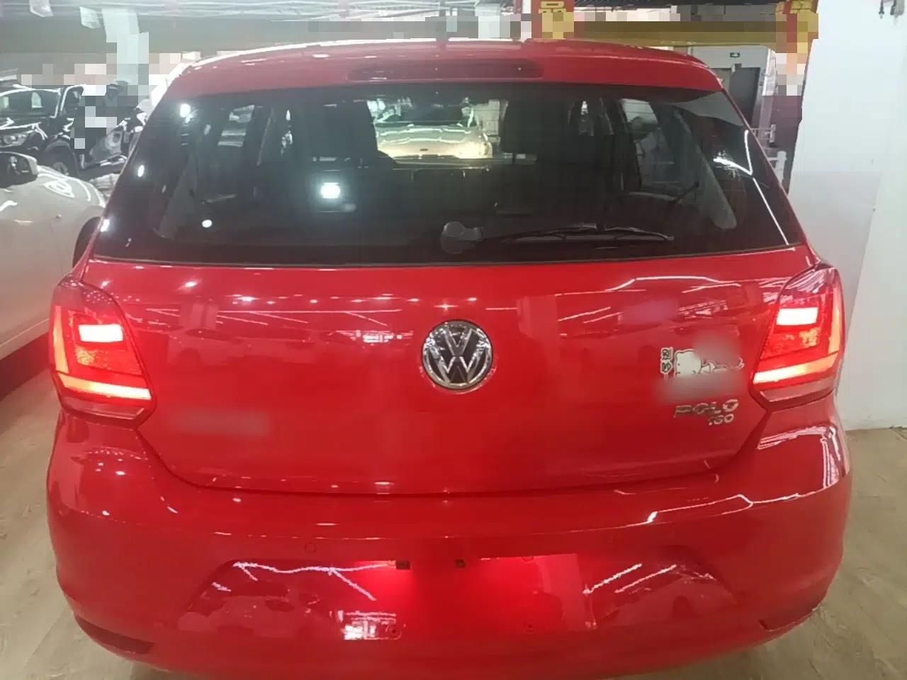 Volkswagen Polo 2016 1.6L Automatic Comfort Model — миниатюра 5