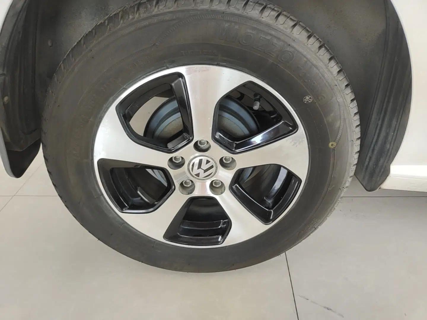 Volkswagen Polo 2018 1.5L Manual Drive-Comfort Model — миниатюра 11