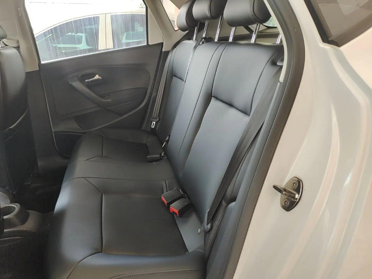 Volkswagen Polo 2018 1.5L Manual Drive-Comfort Model — миниатюра 20