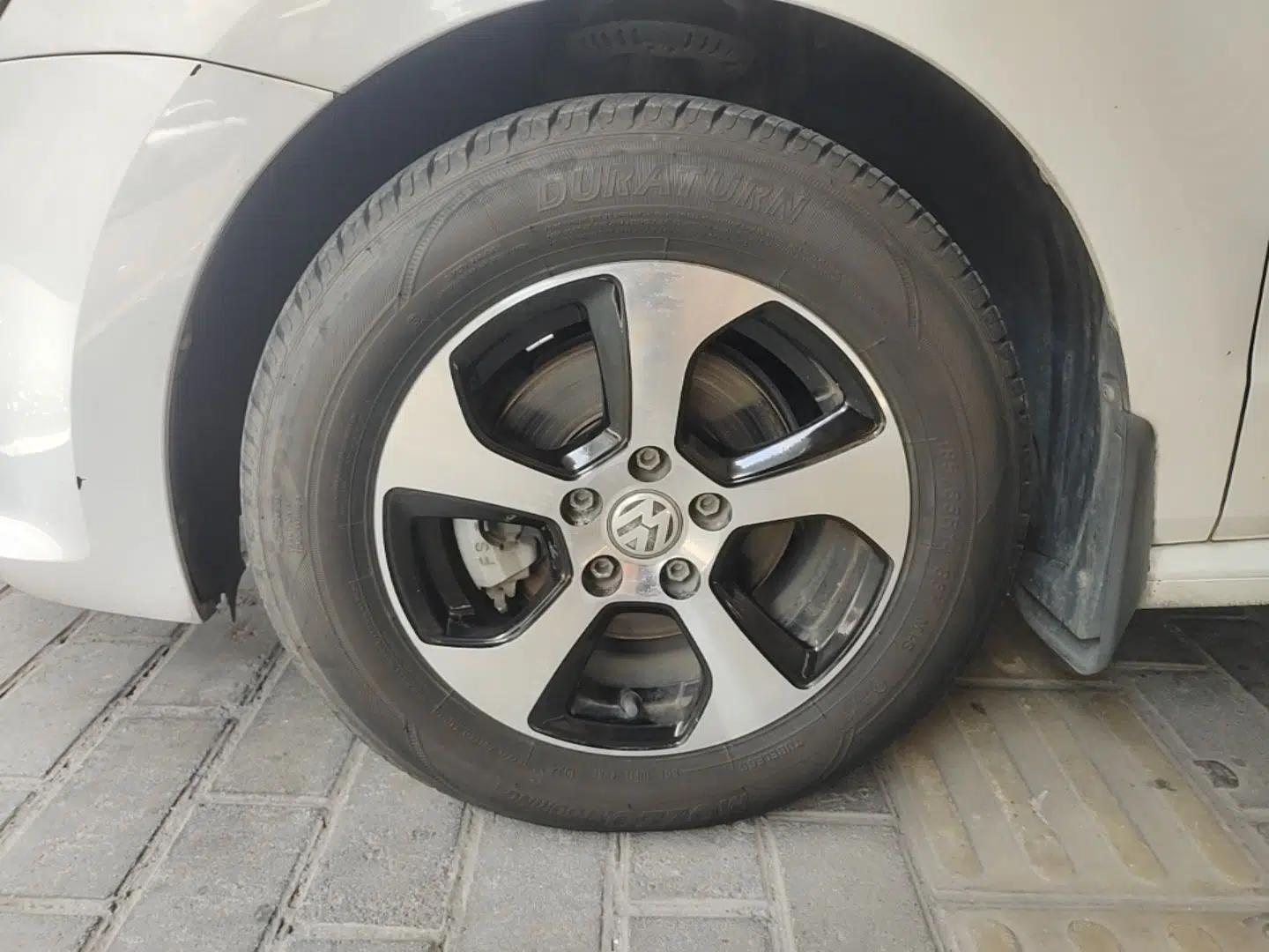 Volkswagen Polo 2018 1.5L Manual Drive-Comfort Model — миниатюра 10