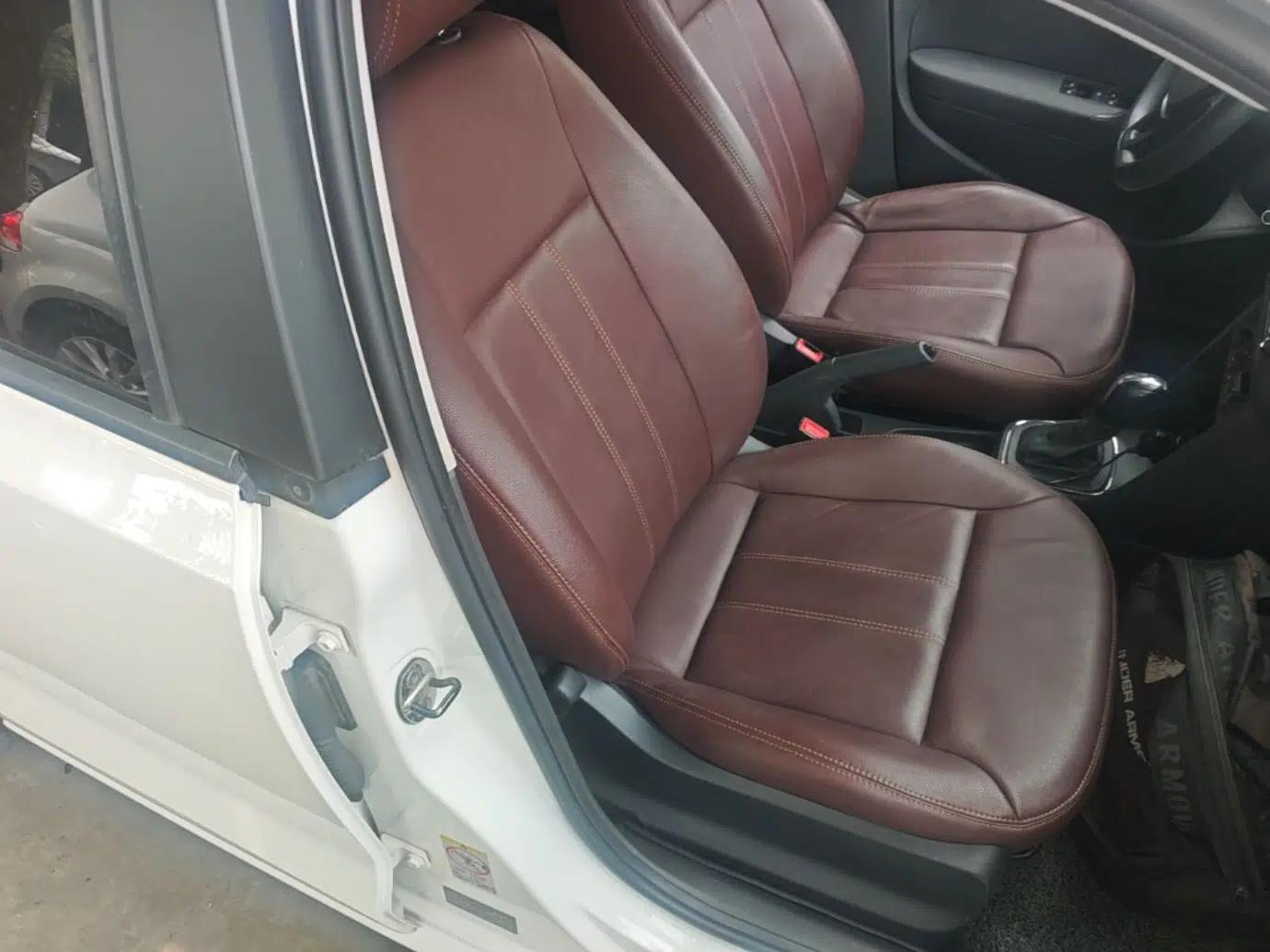 Volkswagen Polo 2016 1.4L Automatic Trendy Model — миниатюра 19