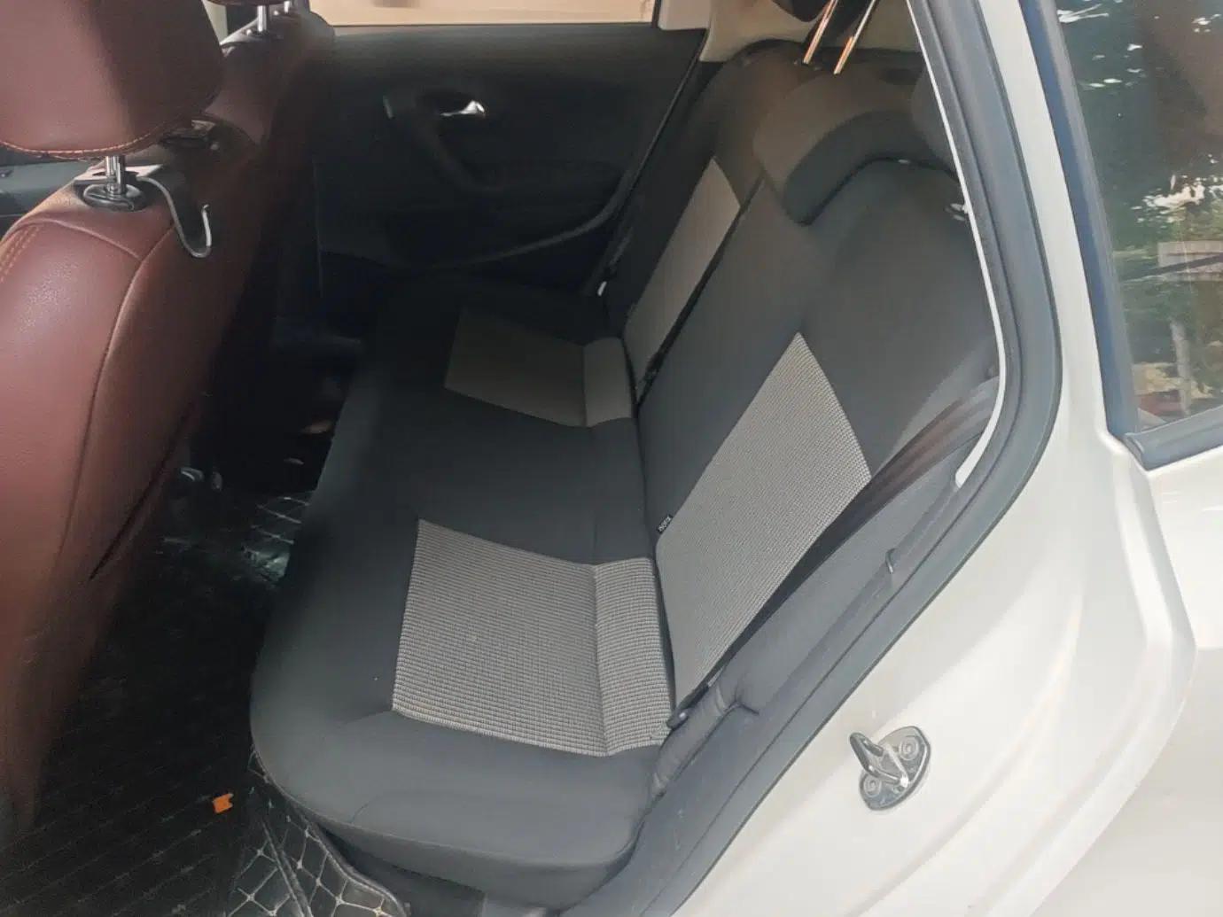 Volkswagen Polo 2016 1.4L Automatic Trendy Model — миниатюра 20