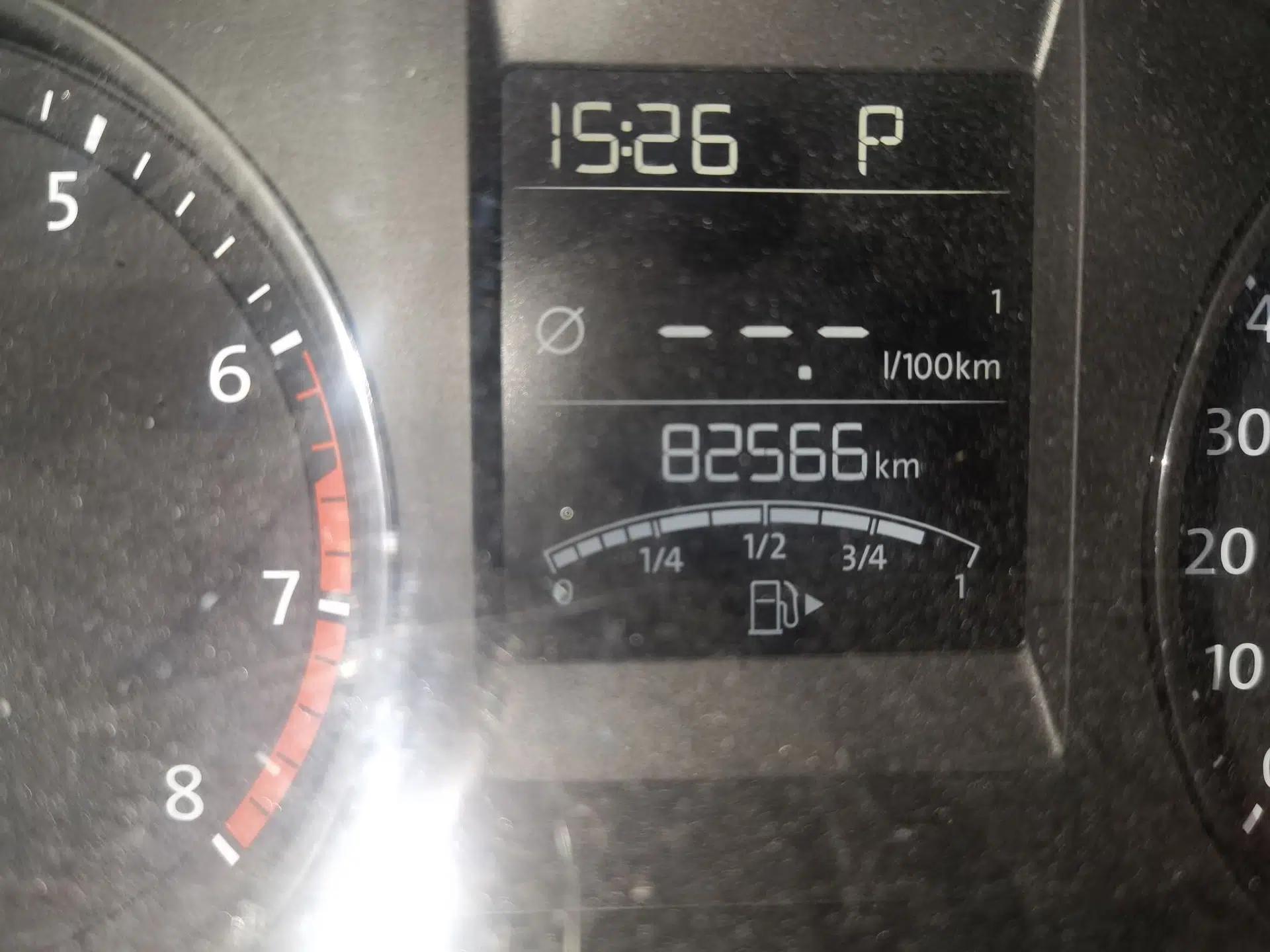 Volkswagen Polo 2014 1.4L Automatic Comfort Edition — миниатюра 12