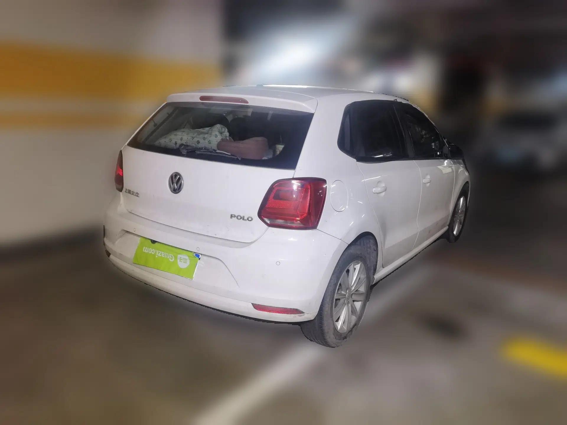 Volkswagen Polo 2014 1.4L Automatic Comfort Edition — миниатюра 6