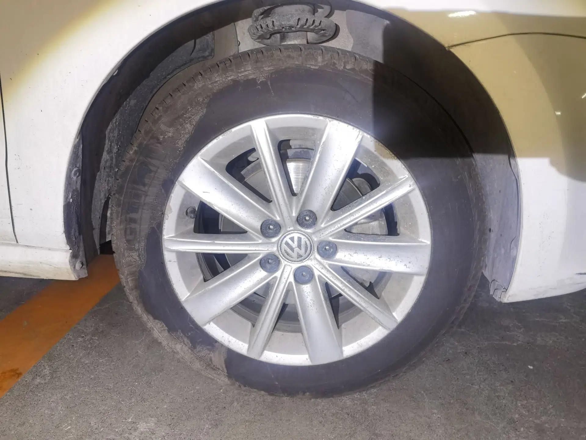 Volkswagen Polo 2014 1.4L Automatic Comfort Edition — миниатюра 8
