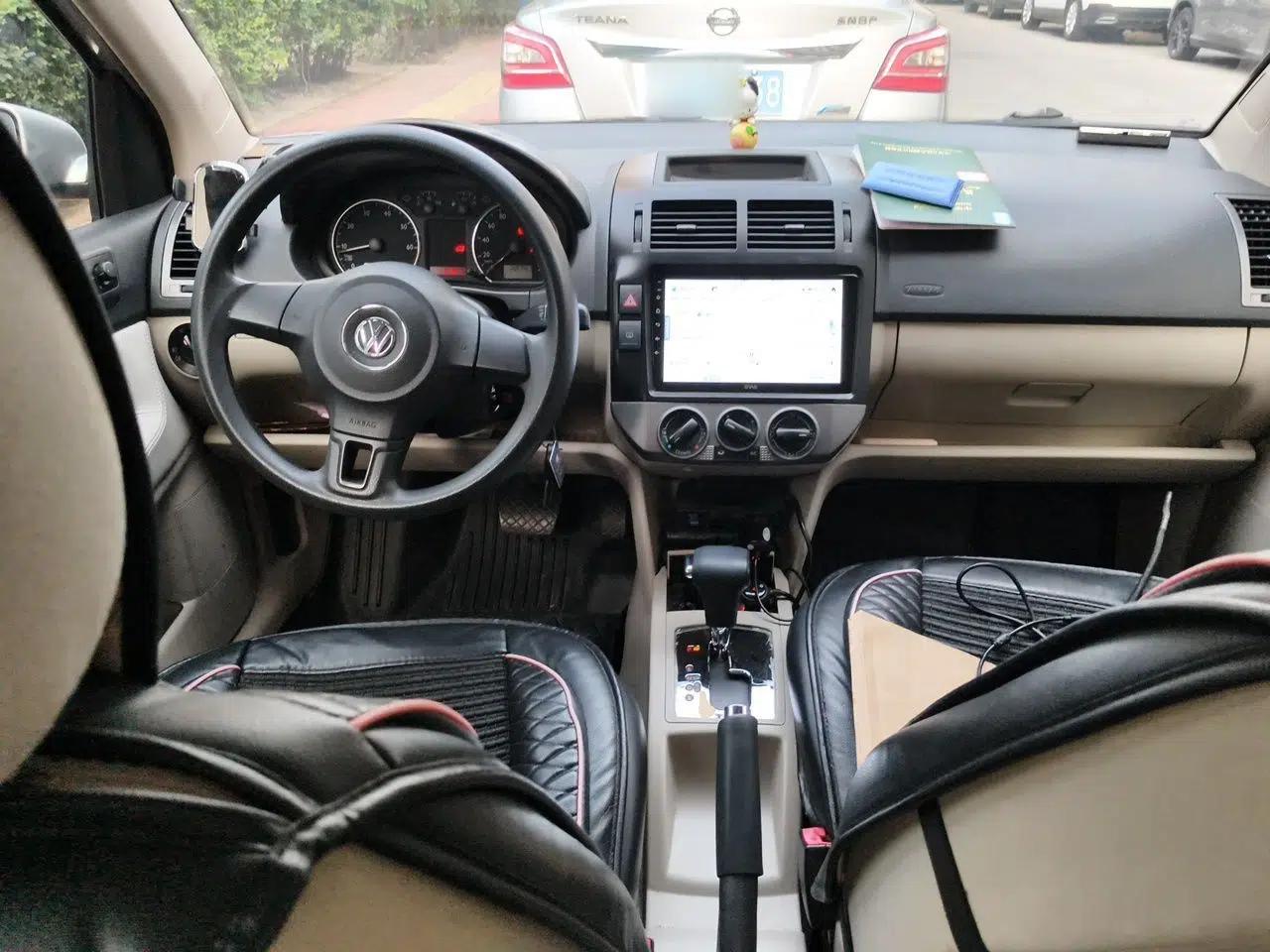 Volkswagen Polo 2011 Jingqu 1.6L Automatic Siku Edition — миниатюра 9