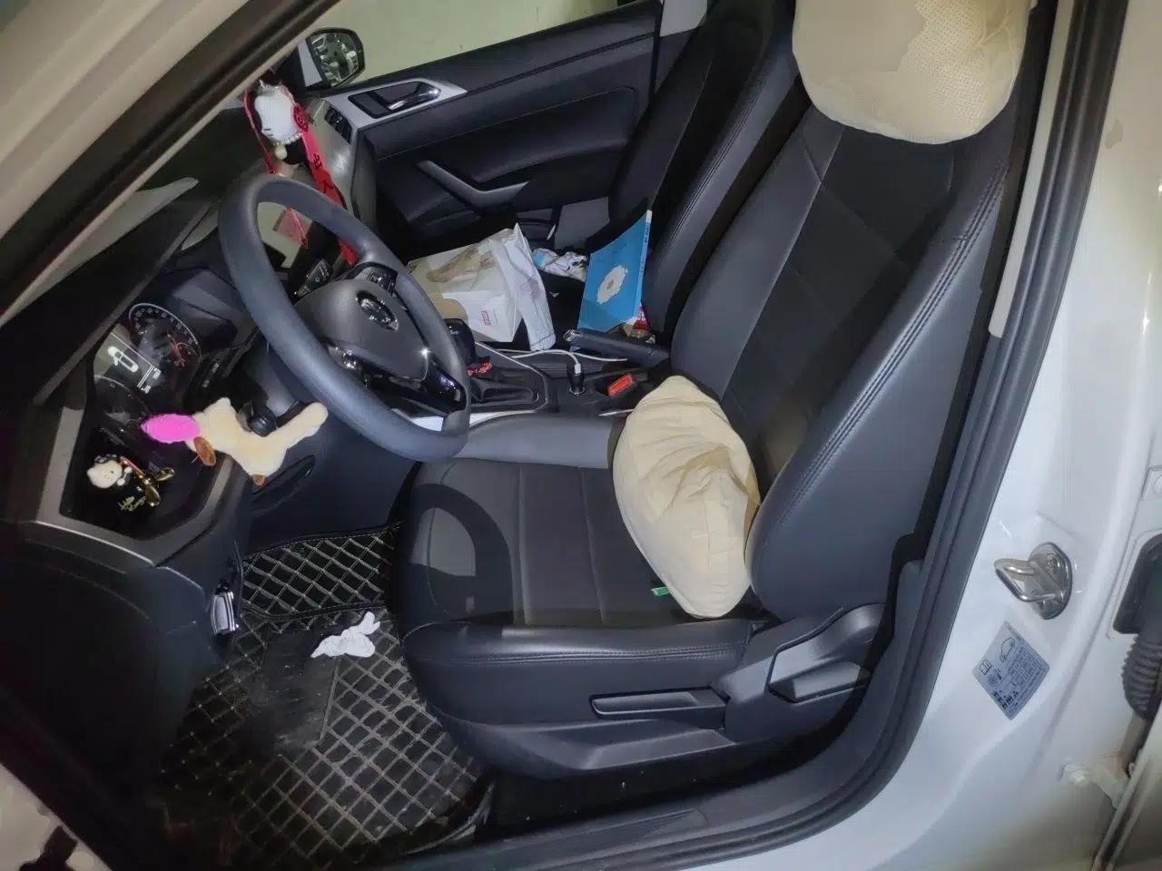 Volkswagen Polo 2019 Plus 1.5L Automatic Panoramic Enjoyment Edition — миниатюра 15