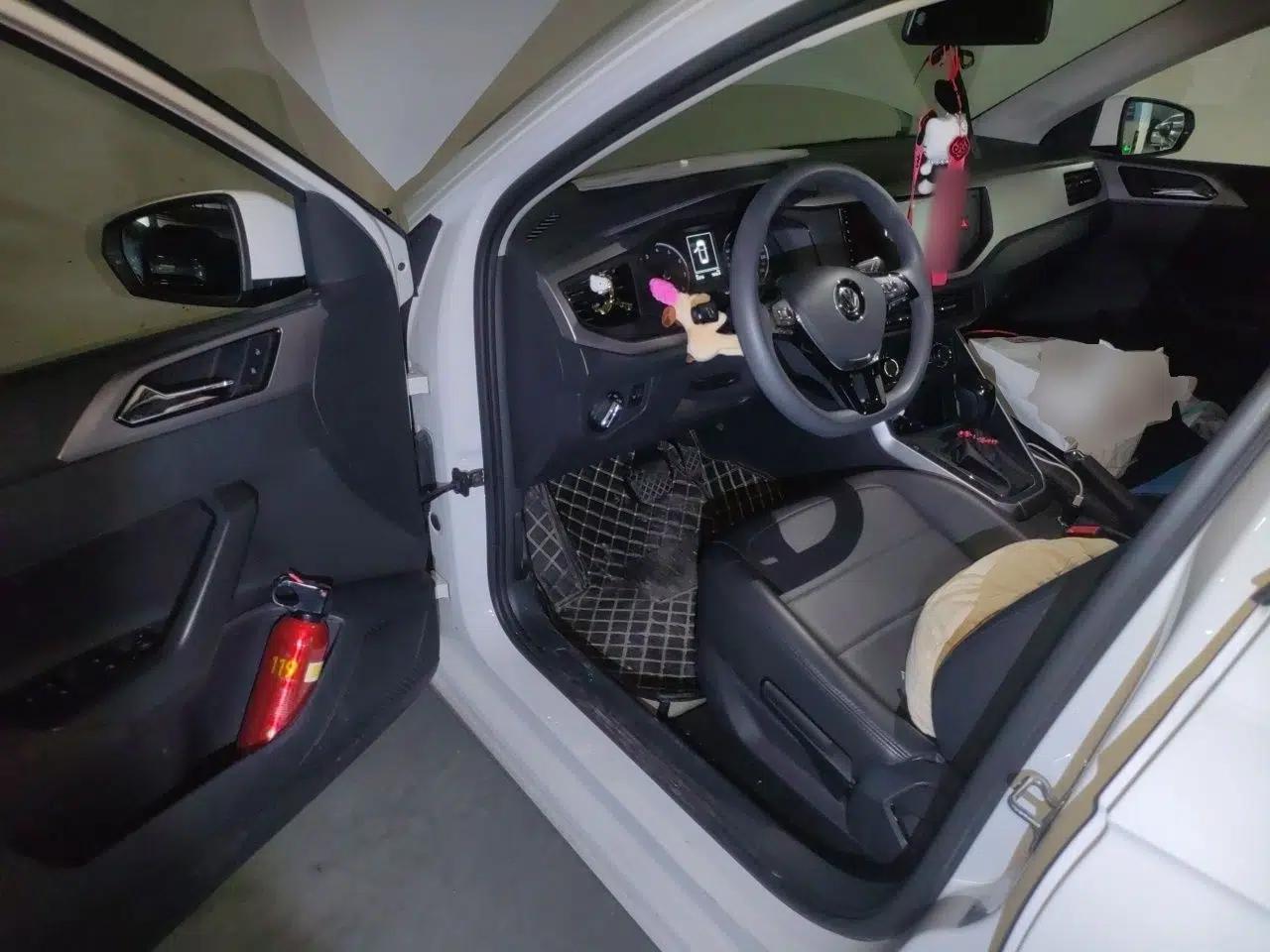 Volkswagen Polo 2019 Plus 1.5L Automatic Panoramic Enjoyment Edition — миниатюра 16