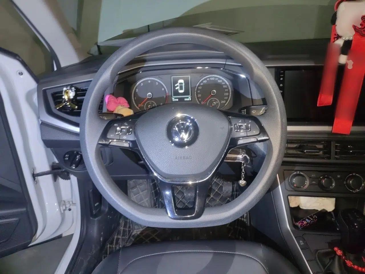 Volkswagen Polo 2019 Plus 1.5L Automatic Panoramic Enjoyment Edition — миниатюра 10