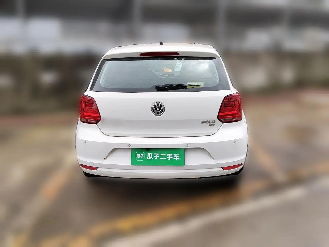 Volkswagen Polo 2016 1.6L Automatic Comfort Model — миниатюра 5