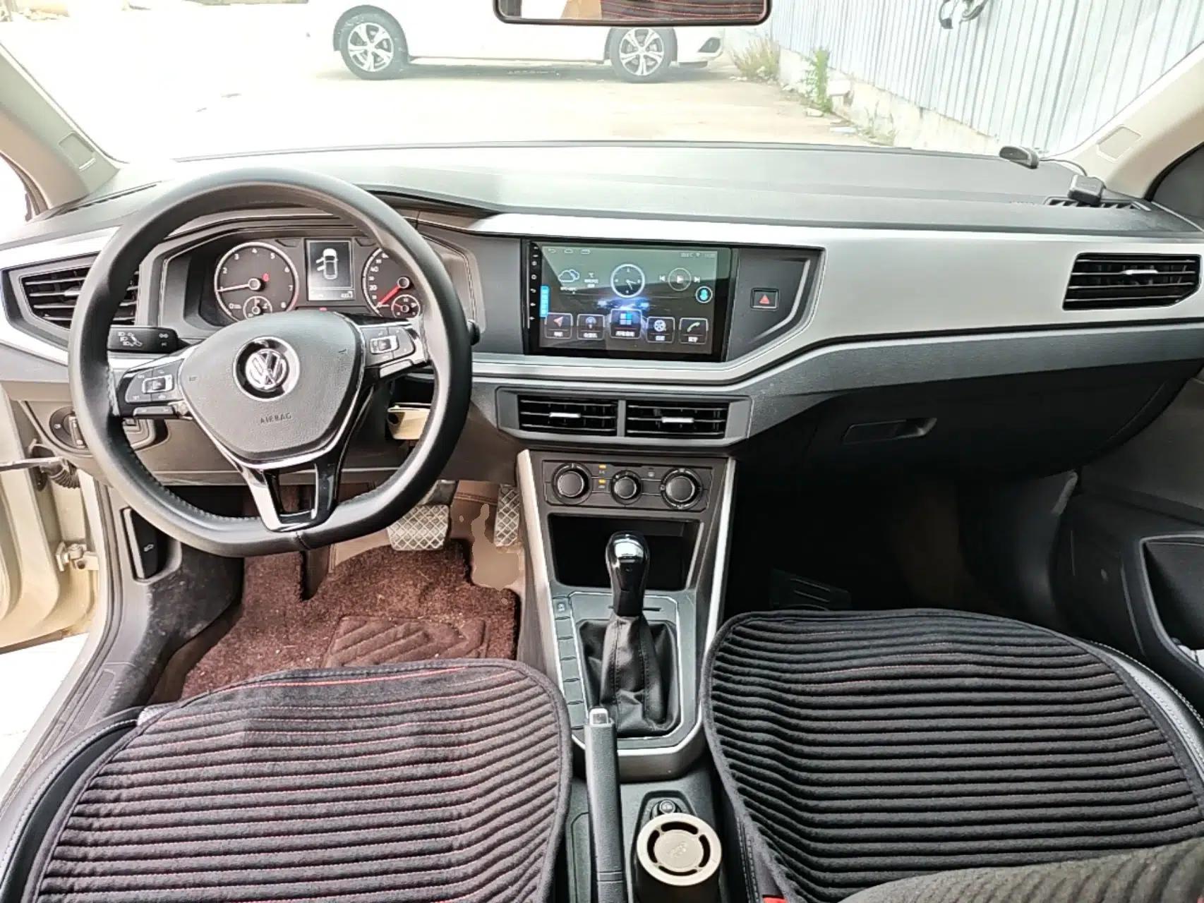Volkswagen Polo 2019 Plus 1.5L Automatic Panoramic Enjoyment Edition — миниатюра 17