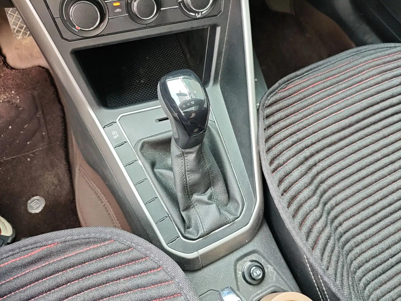 Volkswagen Polo 2019 Plus 1.5L Automatic Panoramic Enjoyment Edition — миниатюра 21