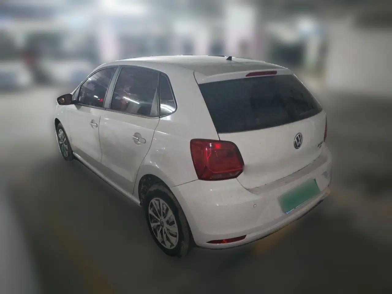Volkswagen Polo 2018 1.5L Automatic Advanced Driving Model — миниатюра 4