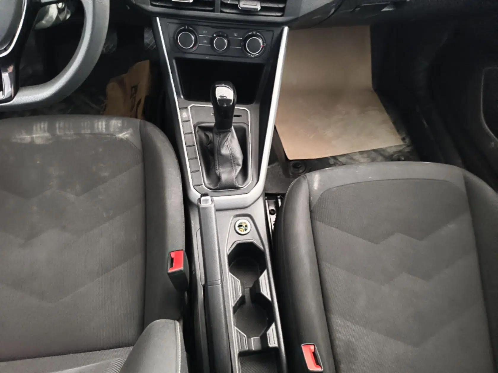Volkswagen Polo 2023 Revised Plus 1.5L Automatic – Enjoy Life Edition — миниатюра 21