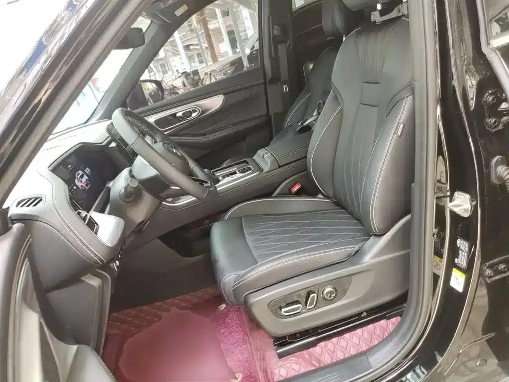 Trumpchi GS8 2025 Navigator Series 2.0TGDI 2WD Luxury 5-Seater — миниатюра 11