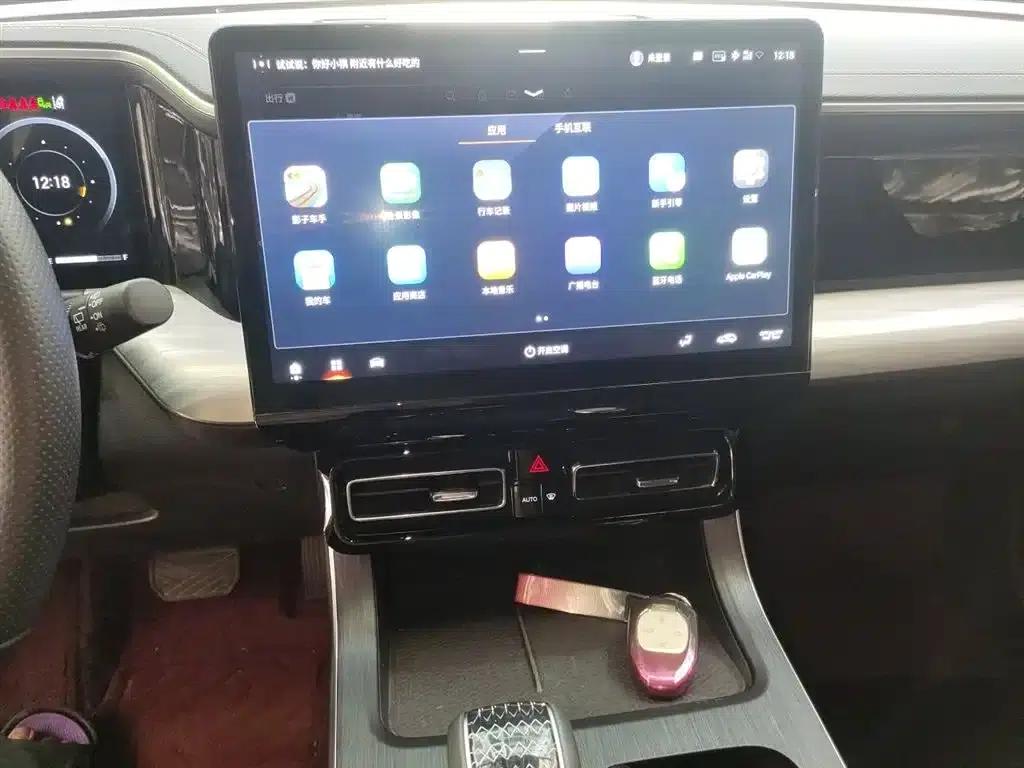 Trumpchi GS8 2025 Navigator Series 2.0TGDI 2WD Luxury 5-Seater — миниатюра 9