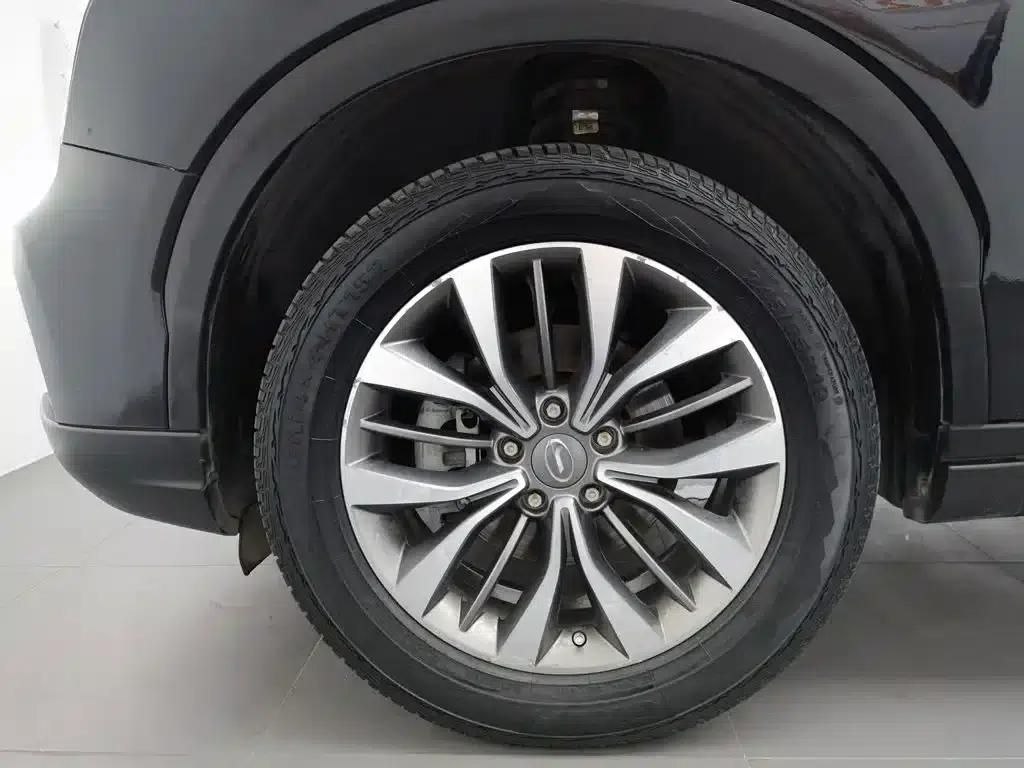 Trumpchi GS8 2017 320T 2WD Luxury Intelligent Connected Edition (7-seater) — миниатюра 17